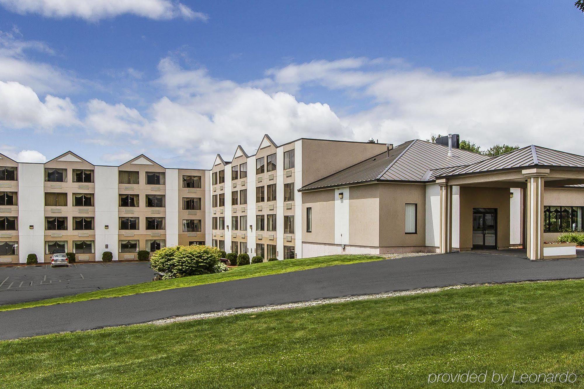Holiday Inn Express & Suites Waterville - North By Ihg Exterior foto